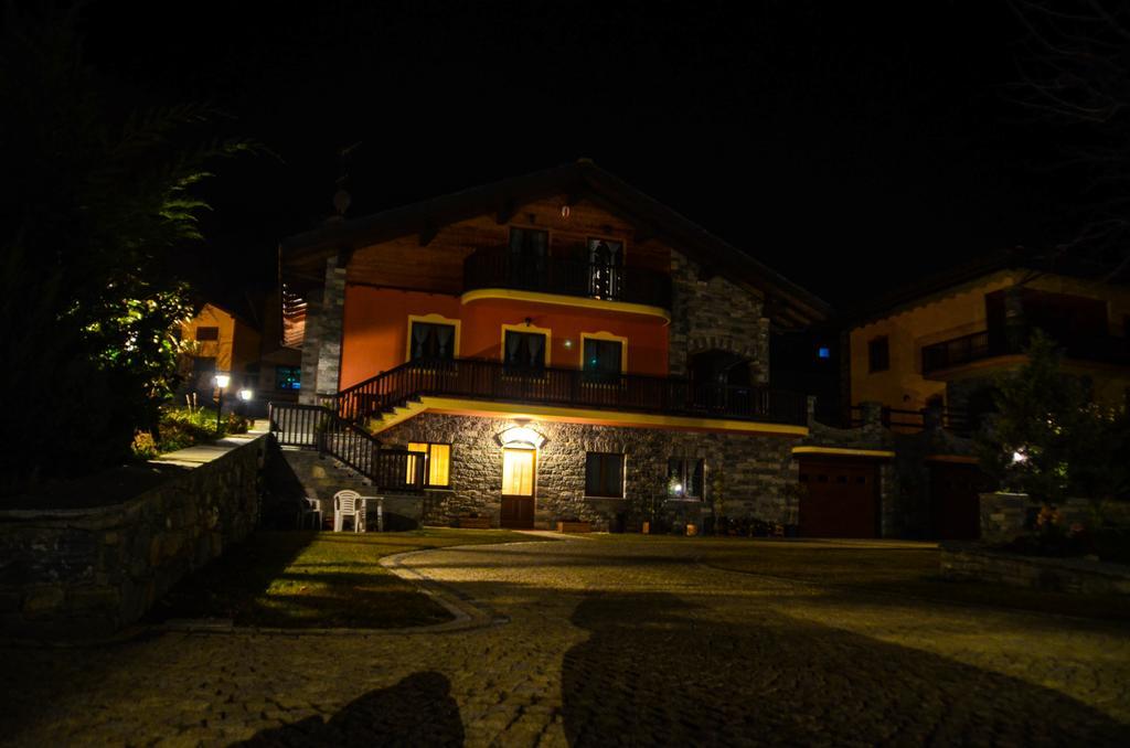 Les Vrais Rayons Hotel Verrayes Bagian luar foto