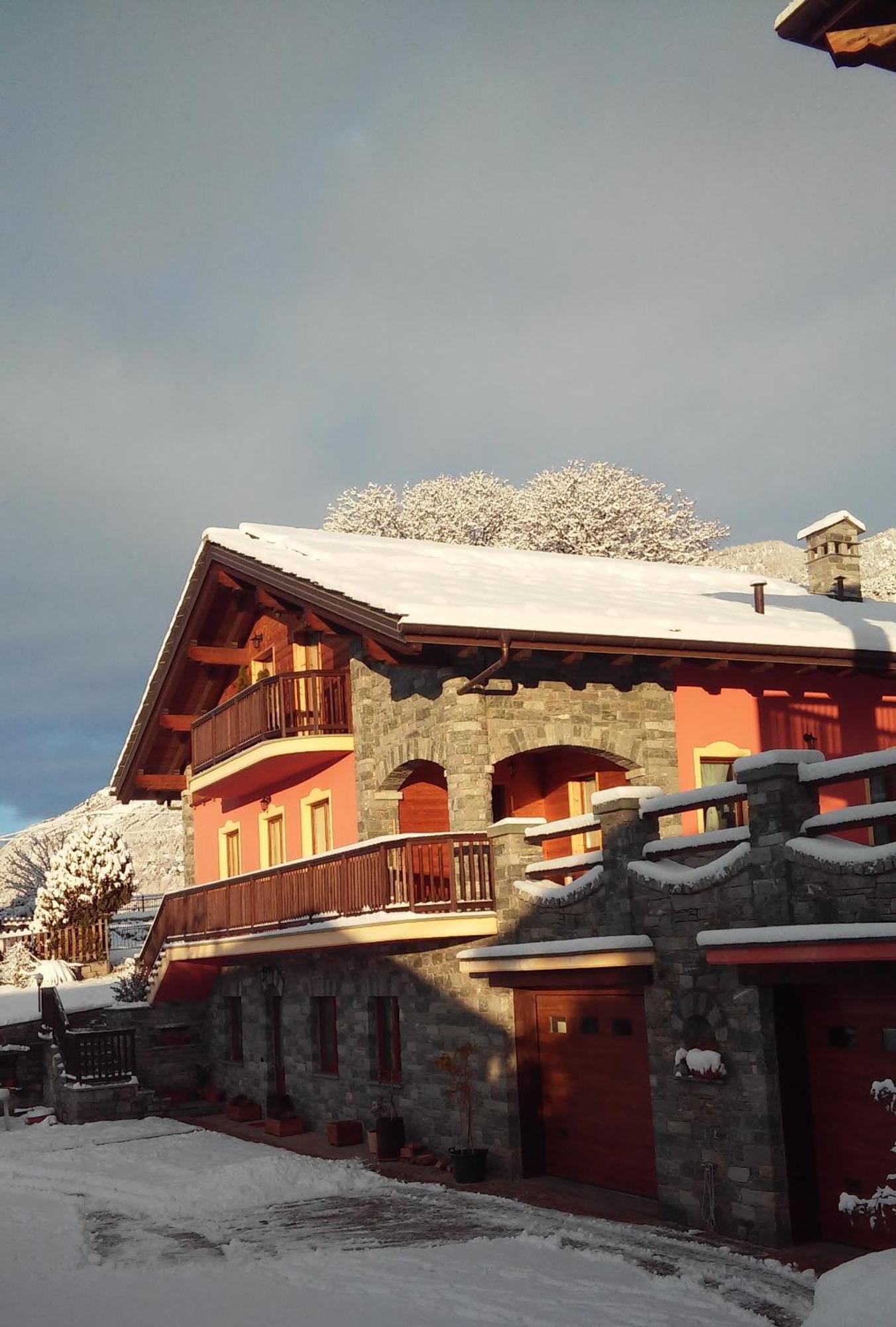 Les Vrais Rayons Hotel Verrayes Bagian luar foto