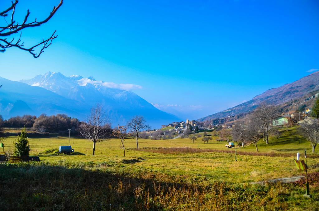 Les Vrais Rayons Hotel Verrayes Bagian luar foto
