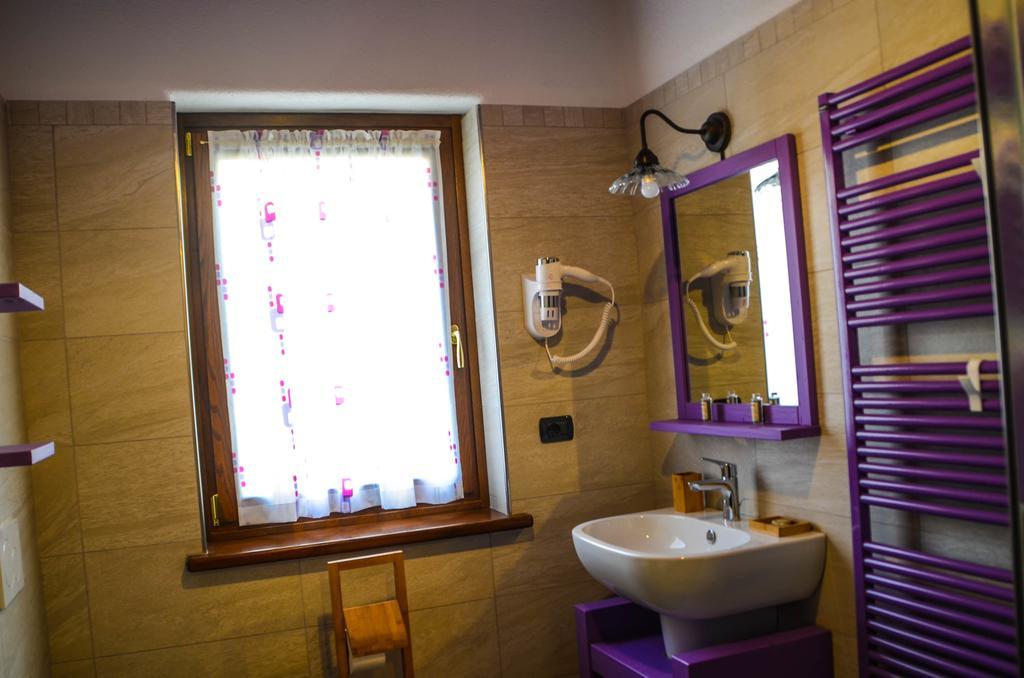 Les Vrais Rayons Hotel Verrayes Bagian luar foto